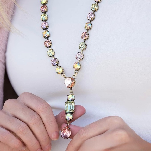 Plunder Jewelry - NEW Elegant Multicolor Pastel Crystal Necklace
